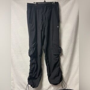 Lululemon dance studio relaxed fit mid rise cargo pants black night